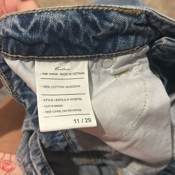KanCan 11/29 jeans   E - Picture 3 of 6